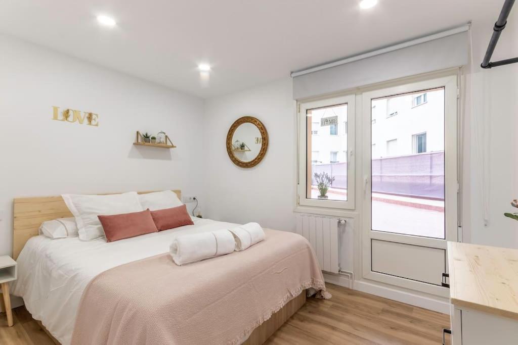 Apt In The Old Town With Cool Terrace!! Private Parking 빌바오 외부 사진